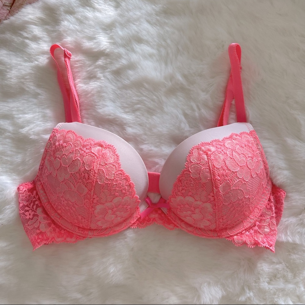 Victoria’s Secret coral pink lace dream angels push up bra 32C